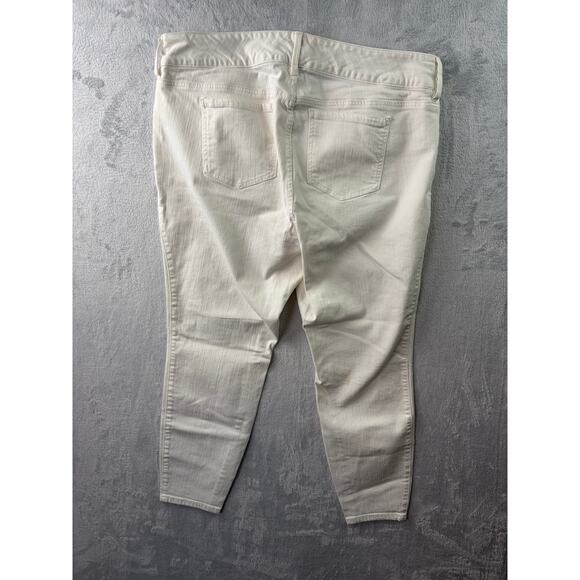 Torrid White Skinny Jeans – Size 22R - Picture 3 of 7